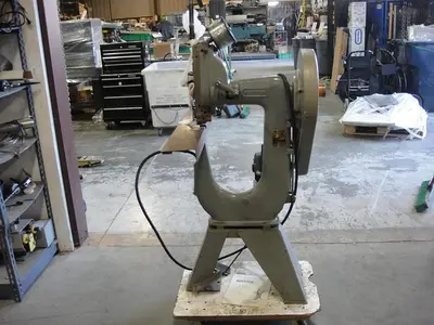 USED BOSTITCH 19