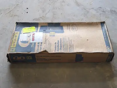 NEW SQUARE D 86769