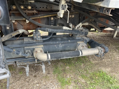 USED 2017 PETERBILT 567 6X4