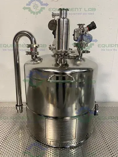 USED ALLOY PRODUCTS 45 LITER STAINLESS STEEL REACTOR 50 PSI W/ BOTTOM DRAIN & VALVES