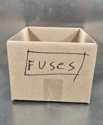 Ferraz Shawmut Mersen ATM5 5A 600V Fast Acting Fuse Loc4B27