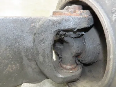 Hyster E60Z Forklift Dual-Wheel Steer Axle Assembly