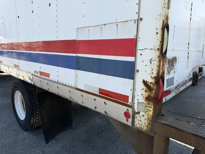 Used 2005 INTERNATIONAL 4300 SBA4X2 Box trucks Indiana US | Miedema Asset Management Group #1414578