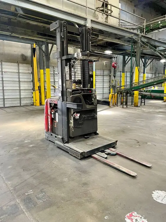 Used 2016 RAYMOND 550-OPC30TT Order Pickers Texas US | TB Forklifts #1274907