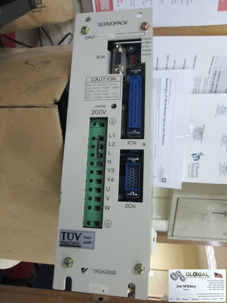 Yaskawa Electric Model DR2-04AC 200-230V Input-0-230V Output Servopack