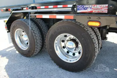 New | in-Stock 2027 PETERBILT 548 Rolloff Trucks Texas US | Roll Off Truck World #1492014