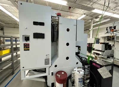 2014 HYUNDAI WIA F400 Vertical Machining Centers | Bayou Machinery (6)