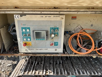 Used 2003 _UNKNOWN_ _UNKNOWN_ Vibratory Screens Oregon US | KNM Equipment Sales & Service #1488921