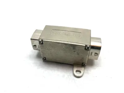 USED SIEMENS SINAMICS COUPLING FOR DRIVE-CLIQ CABLE PROTET. IP67