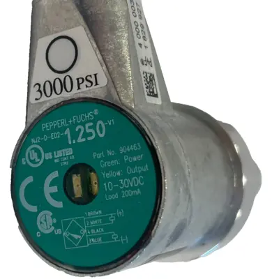 NEW PEPPERL + FUCHS 904463 INDUCTIVE SENSOR NJ 2-D-E02-1.250-V1