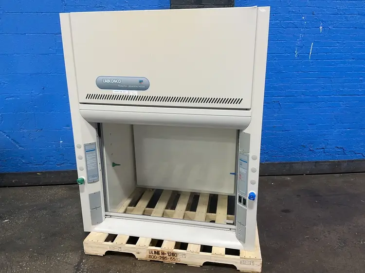 Used LABCONCO 488040010814 Fume Hoods Ohio US | HGR 24 #1284669