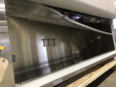 Nuaire NU-S425-600 Fume Hood / Biological Safety Cabinet 115V