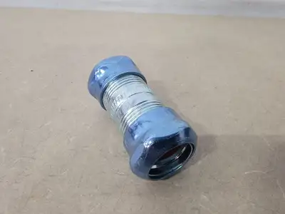 NEW THOMAS & BETTS CI5706-WL