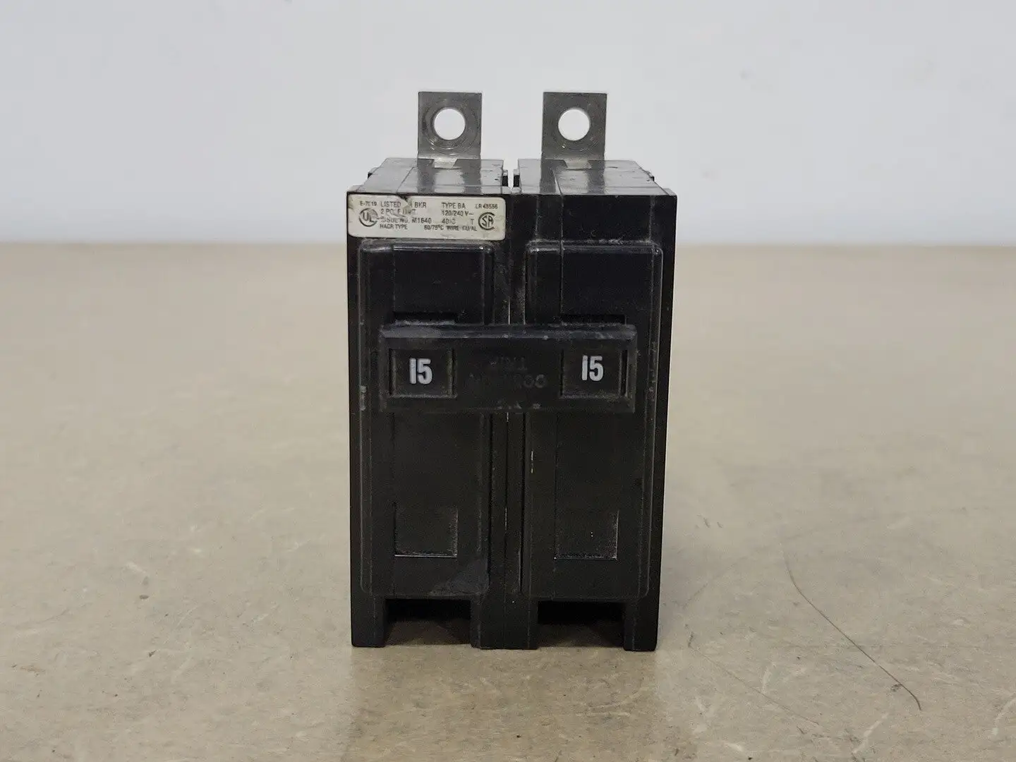 USED CUTLER-HAMMER BA215