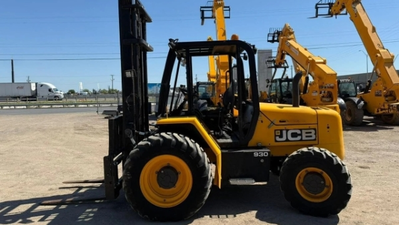 USED 2023 JCB 930
