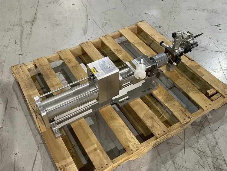 Used Wagner Reinhardt-Technik Vecdos Piston Metering System Head Unit, 150 Dosing Size, 300bar Pump Parts Michigan US | Maverick Industrial Sales #1424647
