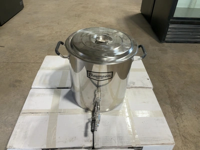 Used LOT OF (6) BREWMASTER 8.5 GALLON STAINLESS STEEL BREW KETTLES Brewing Equipment Michigan US | Miedema Asset Management Group #1580112