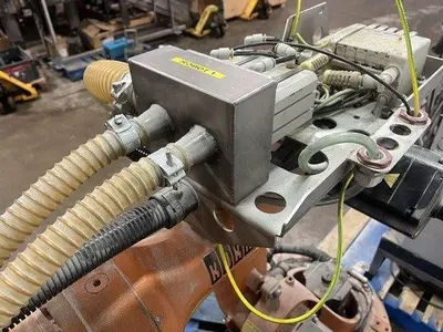 USED 2011 KUKA KR 16-2 S