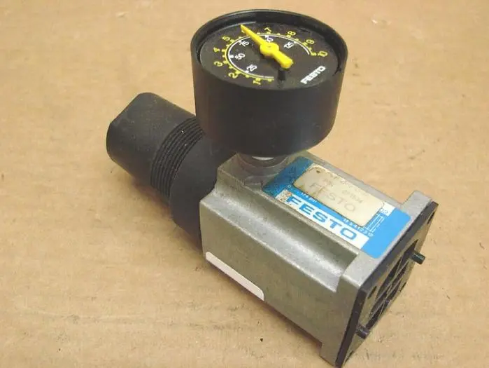 Used FESTO R-2P-P-D-I Regulators | Ideal Machinery #661635