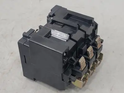 USED SQUARE D 8536SDO1V02S