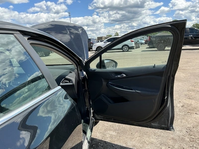 USED 2017 CHEVROLET CRUZE