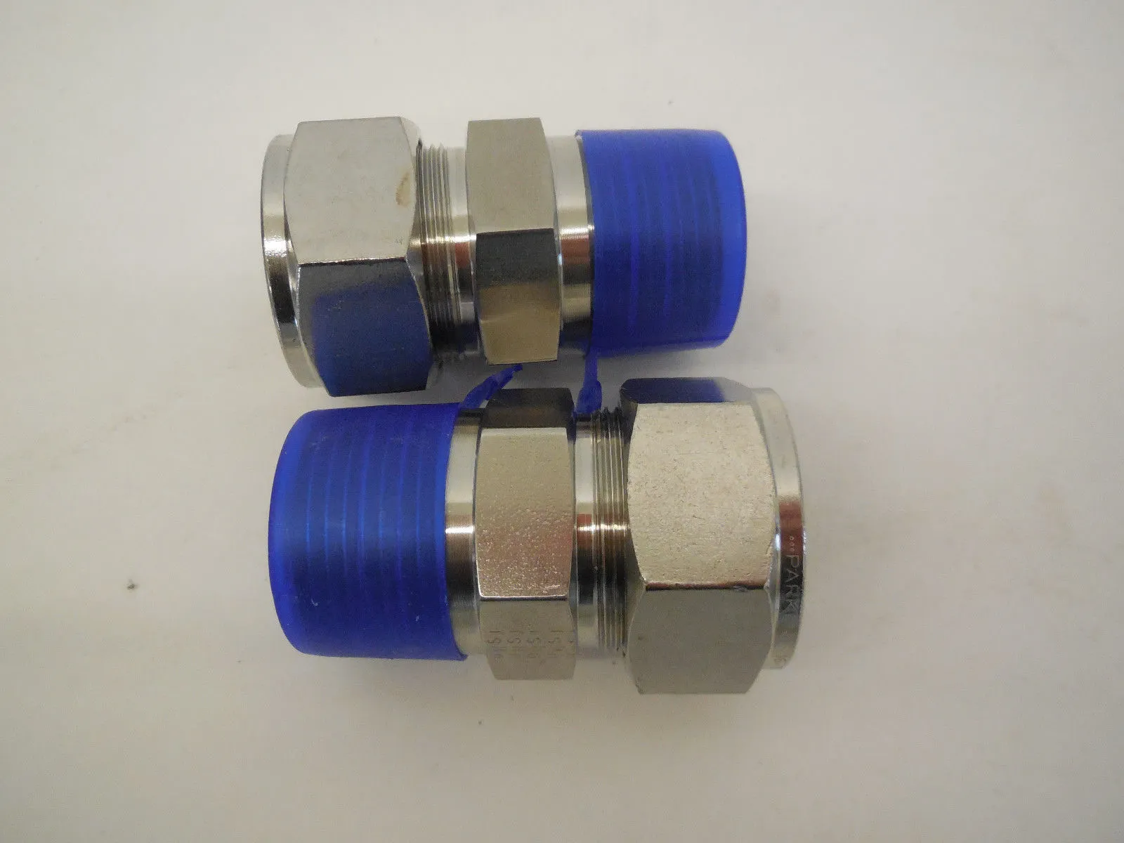 2 NEW PARKER 16-316 CONNECTORS 16316