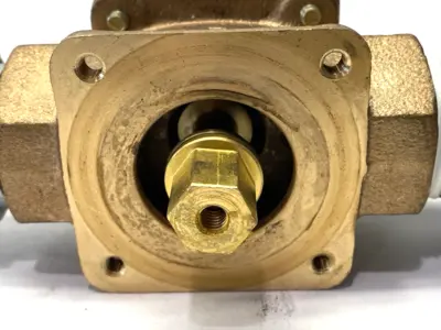 USED SAGINOMIYA WATER REGULATING VALVE 1"