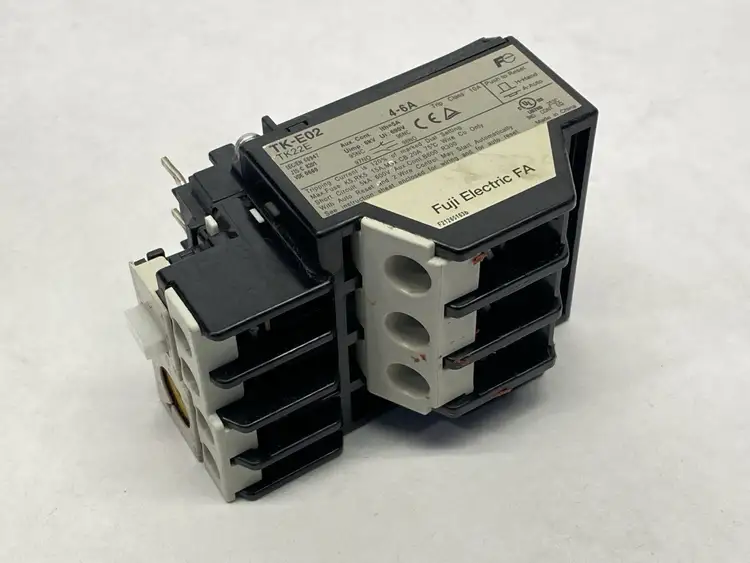 Used FUJI ELECTRIC THERMAL OVERLOAD RELAY TK22E 4-6A 690V Relays & Switches Michigan US | Maverick Industrial Sales #1089270