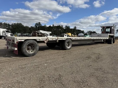 Used 2006 CHAPARRAL STEP DECK Flatbed Trailers Minnesota US | Carco Truck & Equipment #1513929