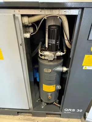 CHICAGO PNEUMATIC QRS-30HP-BM Rotary Screw Air Compressors | BARBEN IND LTD (2)