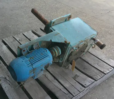SPC9243  Agitator 5 hp Chemineer top mount agitator model 3 HTD-5
