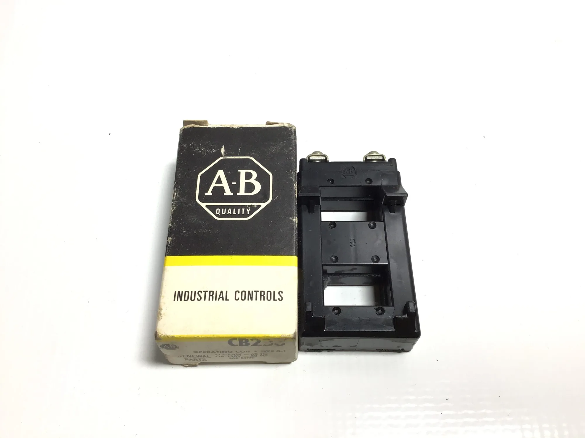 Allen-Bradley CB233 Operating Coil Size 0-1