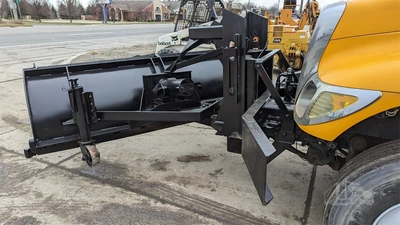 USED 2005 INTERNATIONAL WORKSTAR 7400