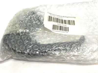 NEW SAGINAW CONTROL & ENGINEERING PADLOCKING/COINPROOF HANDLE BLACK