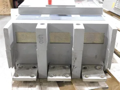 GE TPVF6620 PowerBreak Circuit Breaker 2000A 600V Handle Damage See Pics Used