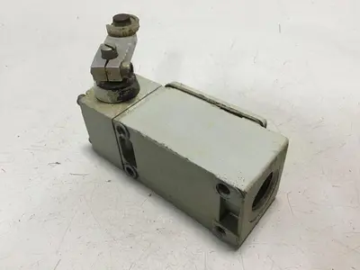 USED TELEMECANIQUE C2JK05