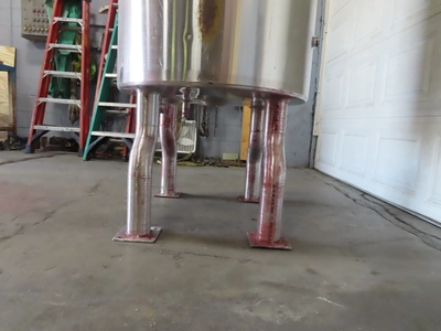 260 gallon A & B Process Systems Vertical Stainless Steel Jacketed Tank