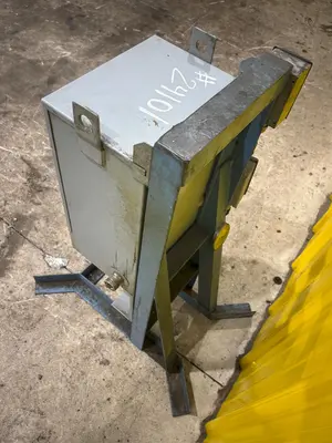 10 KVA HAMMOND POWER SOLUTIONS 240X480V <-> 120/240V SINGLE PHASE ELECTRICAL TRANSFORMER: YOBRO #24101