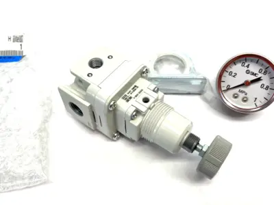 New | in-Stock SMC Precision Pressure Regulator 1/4" NPT w/ Gauge & Bracket Air Pressure Regulators Michigan US | Maverick Industrial Sales #1421830