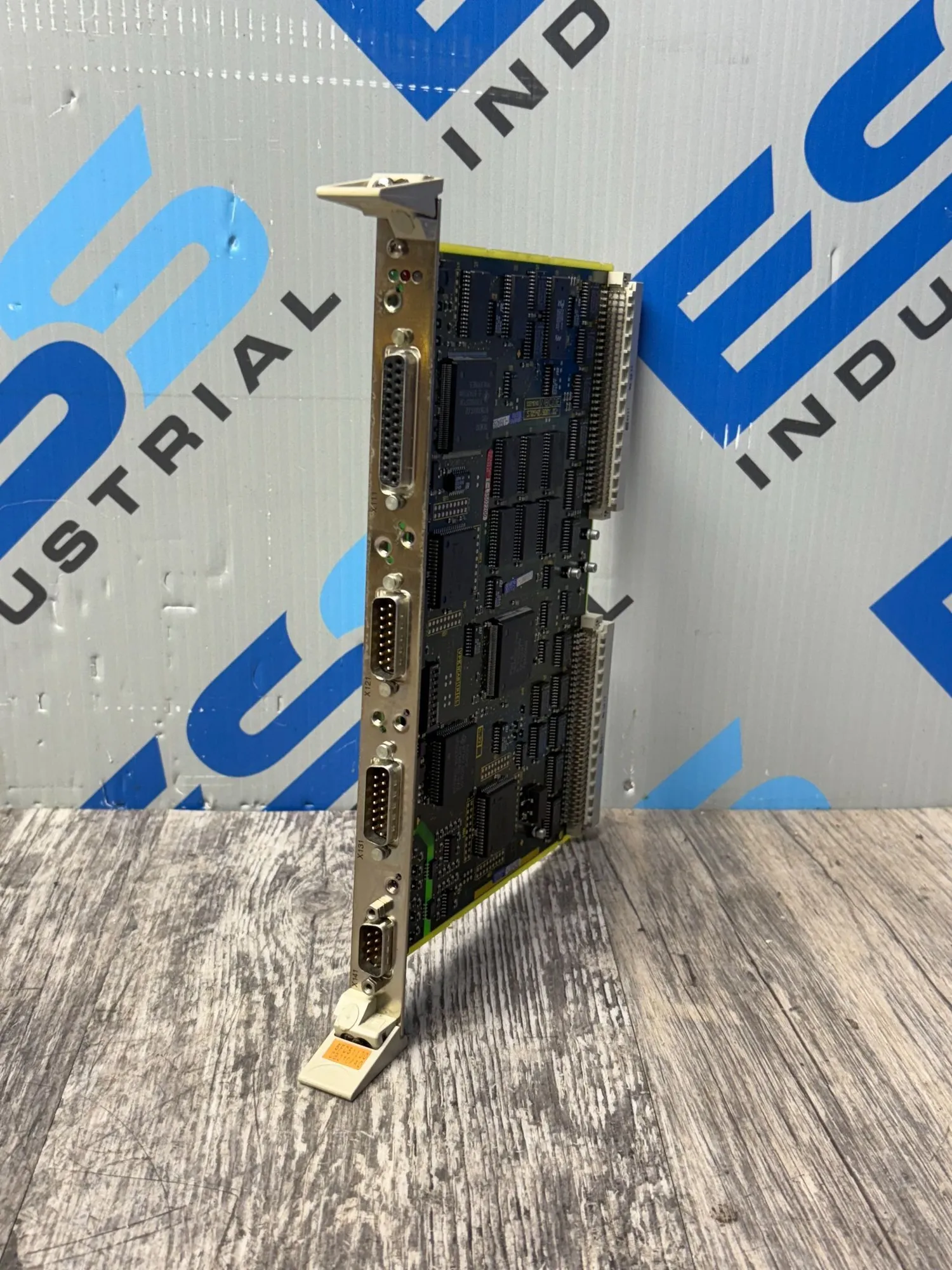 USED Siemens 6FC5110-0CB01-0AA0 VER. F