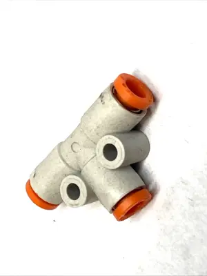 USED SMC UNION TEE FITTING 5/32" PUSH-IN TUBE LOT OF 3