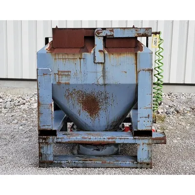 Used Tote Bin With Bray Butterfly Valve - 32 Cu/ft
