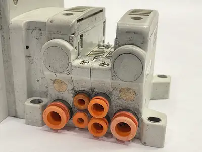 VV5QC11-02N35DAN-S | SMC  Pneumatic Plug-In Manifold 2-Station - Used
