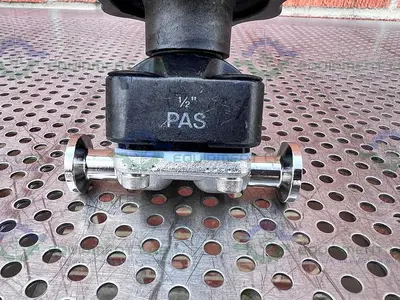 USED ITT PURE FLO .5-316-RA15MAX-CWP150 DIAPHRAGM VALVE W/ 1/2" SANITARY FITTING