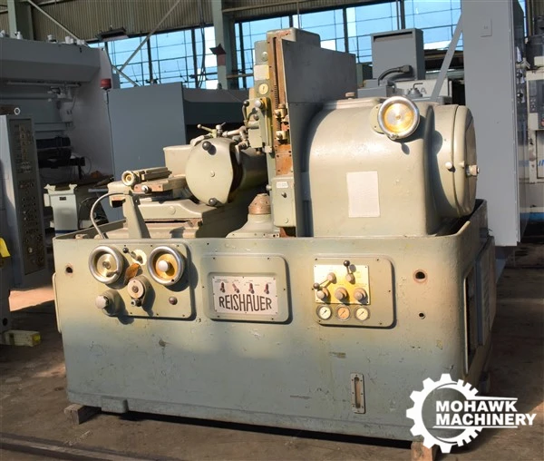 9.5” X 17.75” REISHAUER “ZA” SPUR & HELICAL GEAR GRINDER w/DRESSER