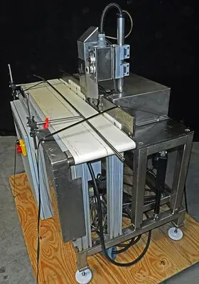USED BRANSON ULTRASONICS CORPORATION PLASTIC WELDER, MODEL PPP-2