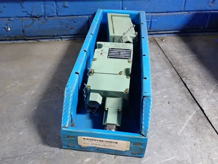 Used BARKSDALE CONTROL DIVISION _UNKNOWN_ Pressure Switches Ohio US | HGR 24 #835155