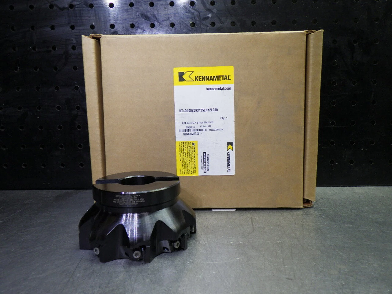 Kennametal 4" Coolant Thru Indexable Facemill KT4D400Z09S125LN12L200 (LOC1709)