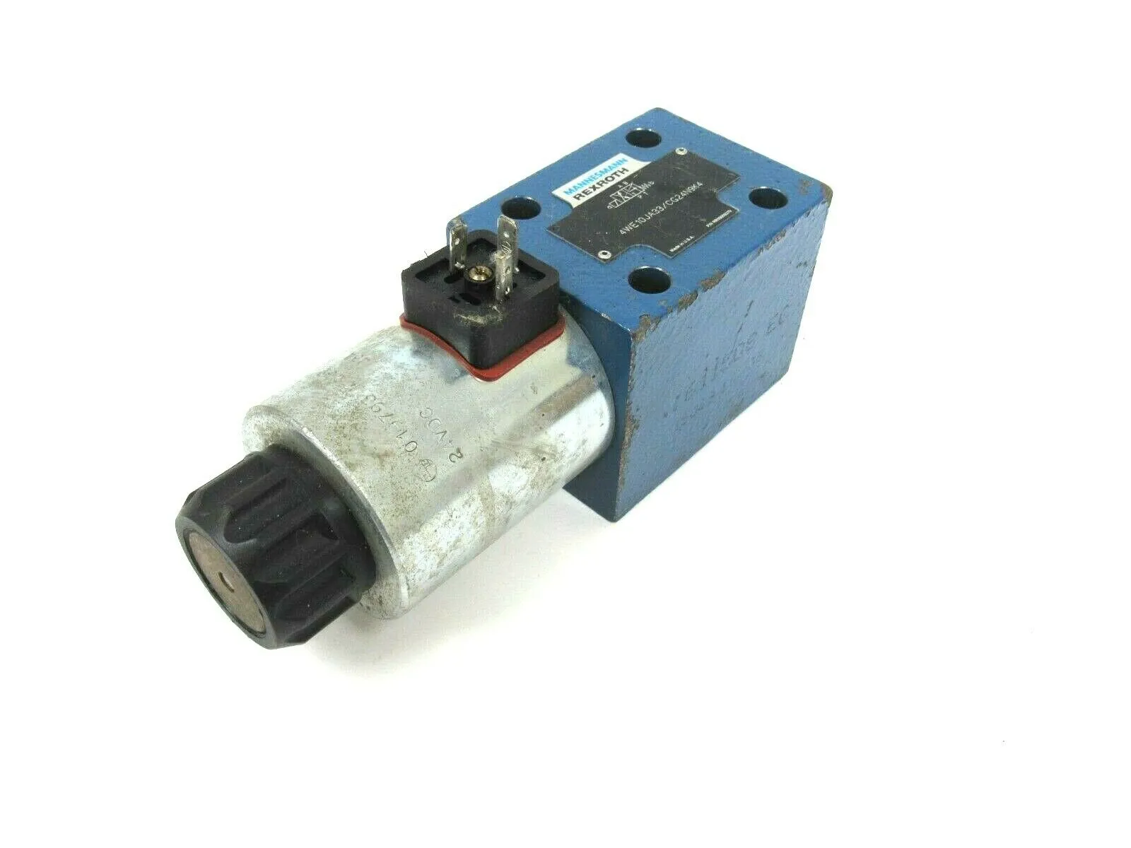 USED REXROTH 4WE10JA33/CG24N9K4 DIRECTIONAL VALVE RR00009279