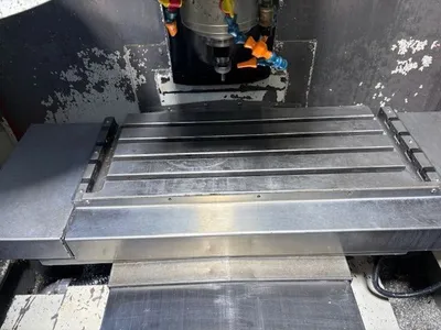 2002 MILLTRONICS RW12 Vertical Machining Centers | 520 Machinery Sales LLC (9)